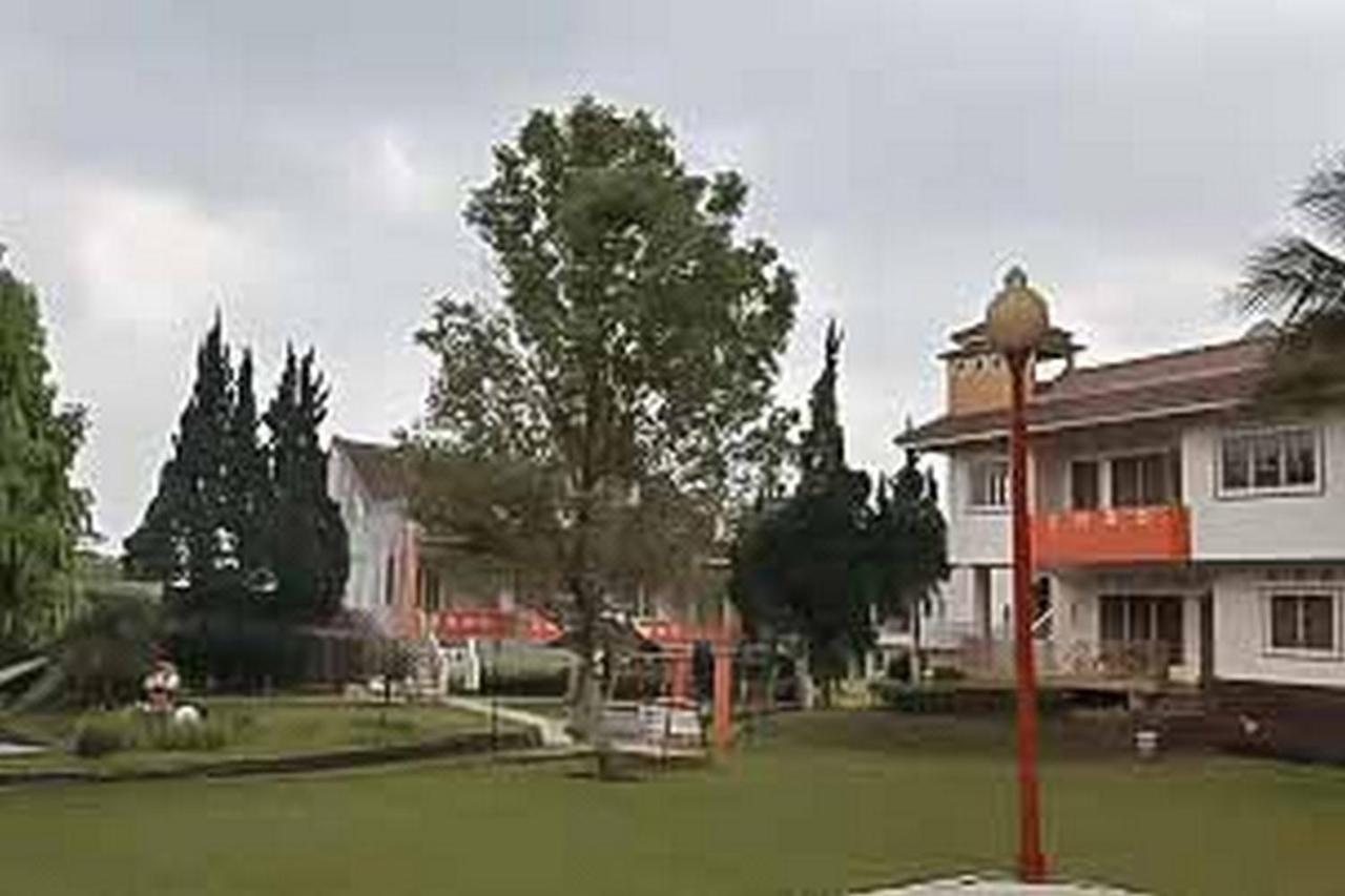 Hotel Puspa Sari Redpartner Ciater Exterior foto