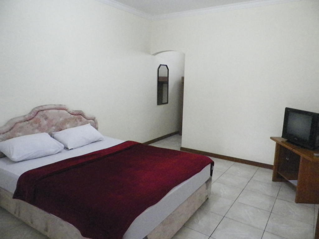 Hotel Puspa Sari Redpartner Ciater Cameră foto