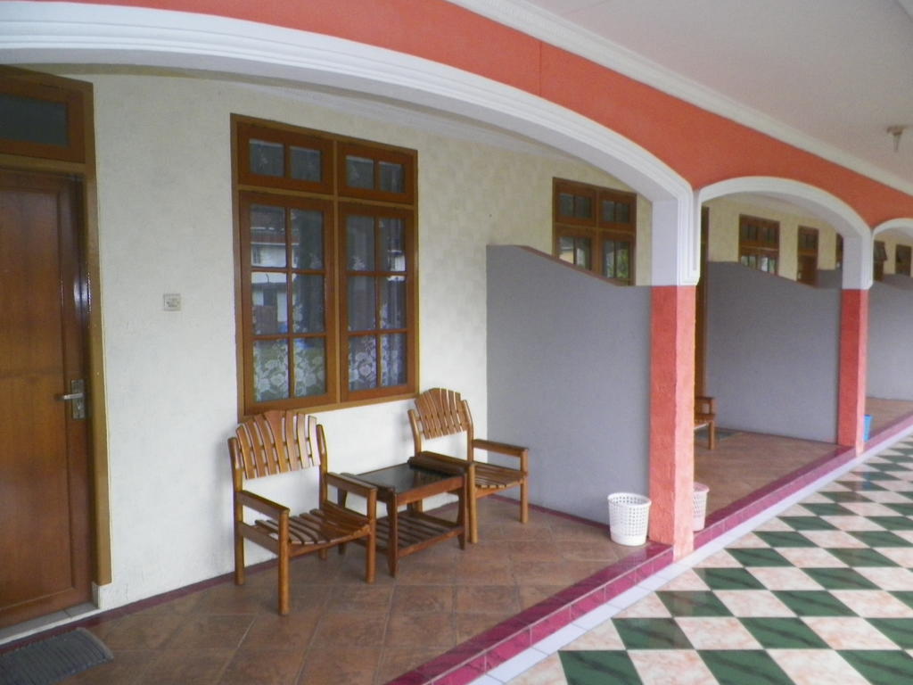 Hotel Puspa Sari Redpartner Ciater Cameră foto