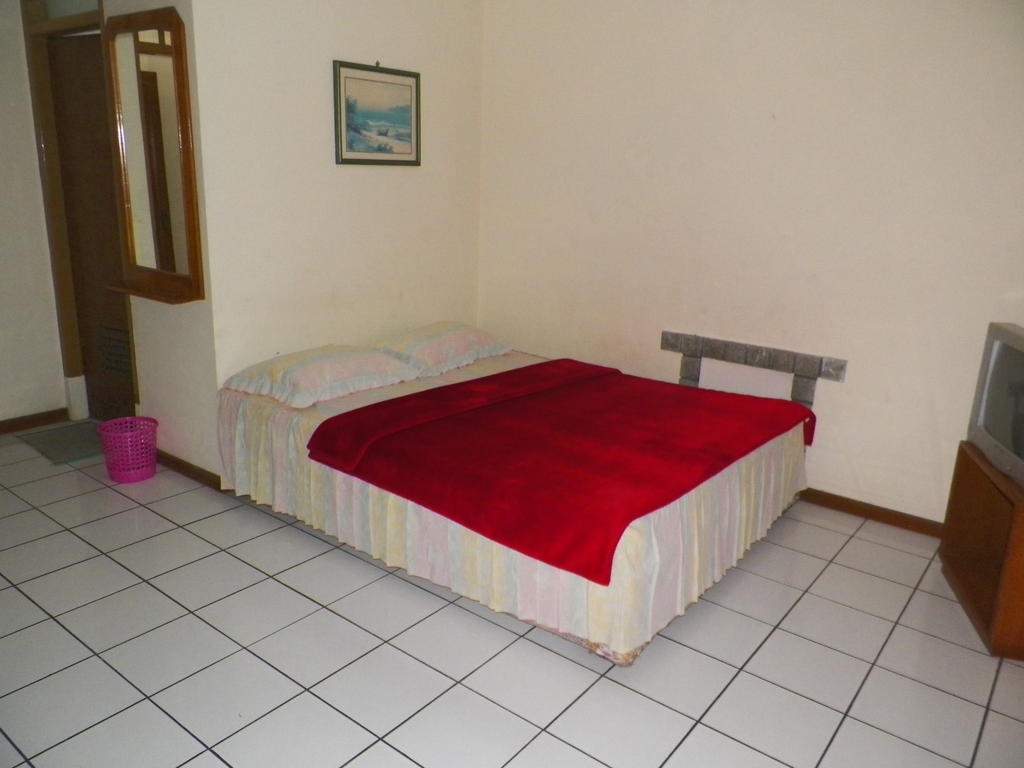 Hotel Puspa Sari Redpartner Ciater Cameră foto